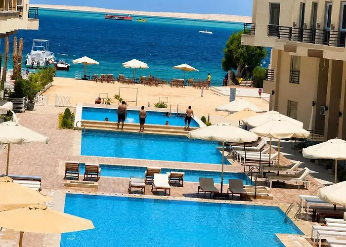 Apartment Aqua Fun Romnetic -with Privet Pool & *