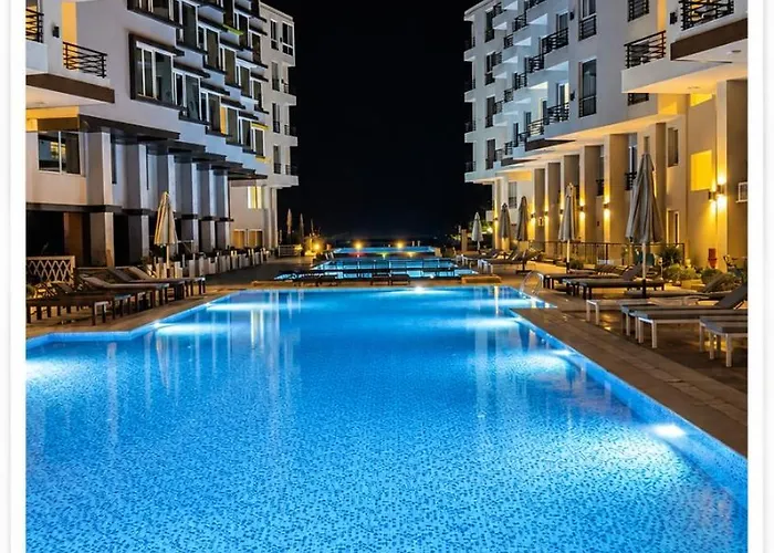 Apartment Aqua Fun Romnetic -with Privet Pool &