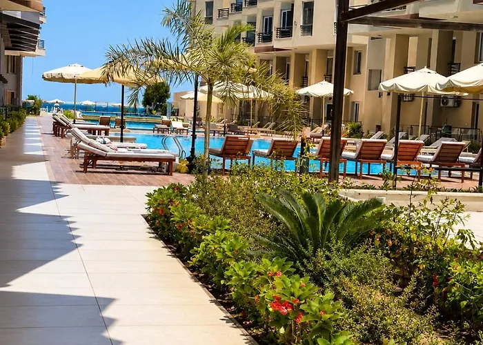 Aqua Fun Romnetic -with Privet Pool & Apartment Hurghada