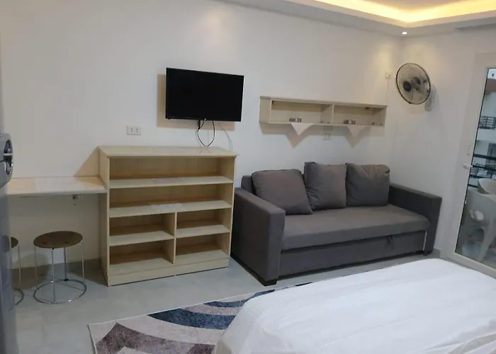 Aqua Fun Romnetic -with Privet Pool & Apartment *